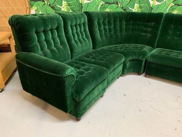 Mid Century Green Velvet Tufted Sectional Sofa – Marjorie And Marjorie Within Green Velvet Modular Sectionals (Gallery 6 of 20)