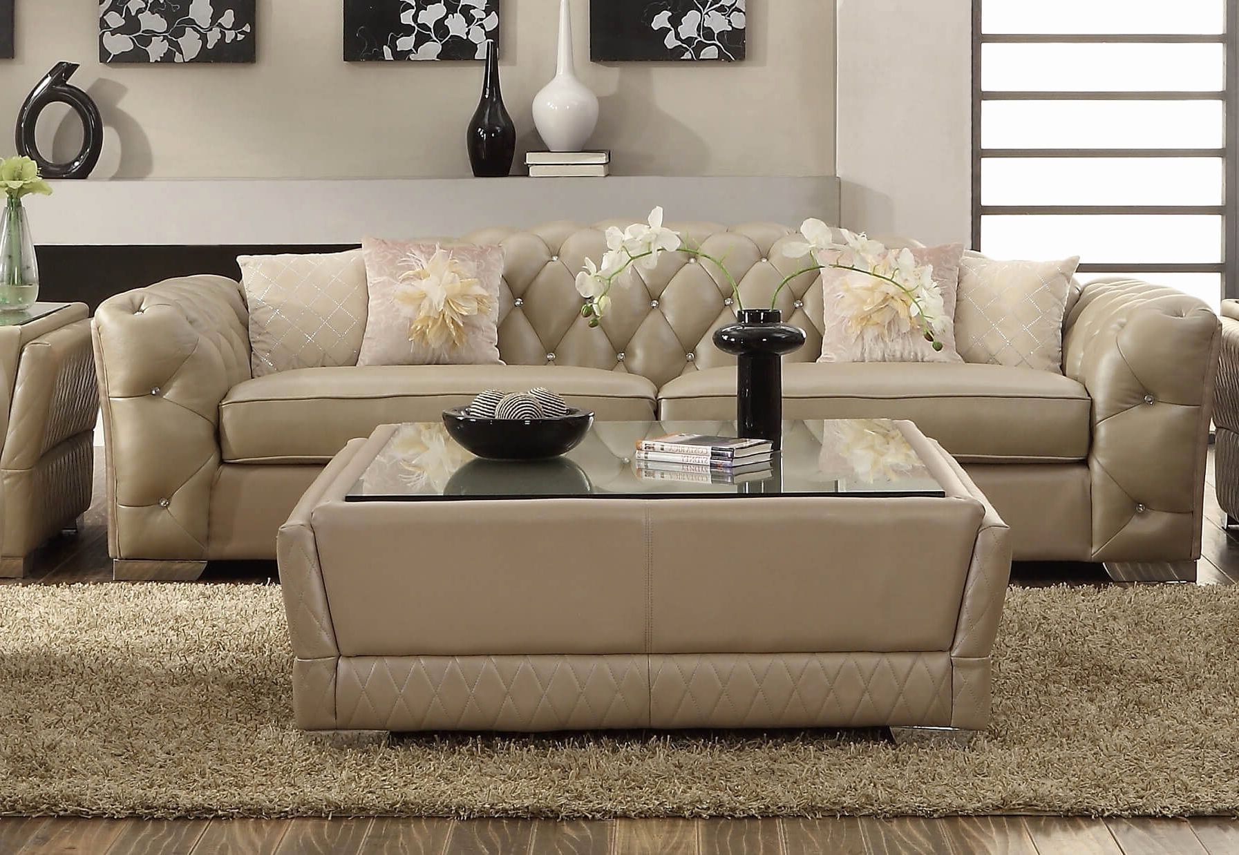 The Best Cream Couch Living Room Ideas References For Sofas In Cream (View 17 of 20)