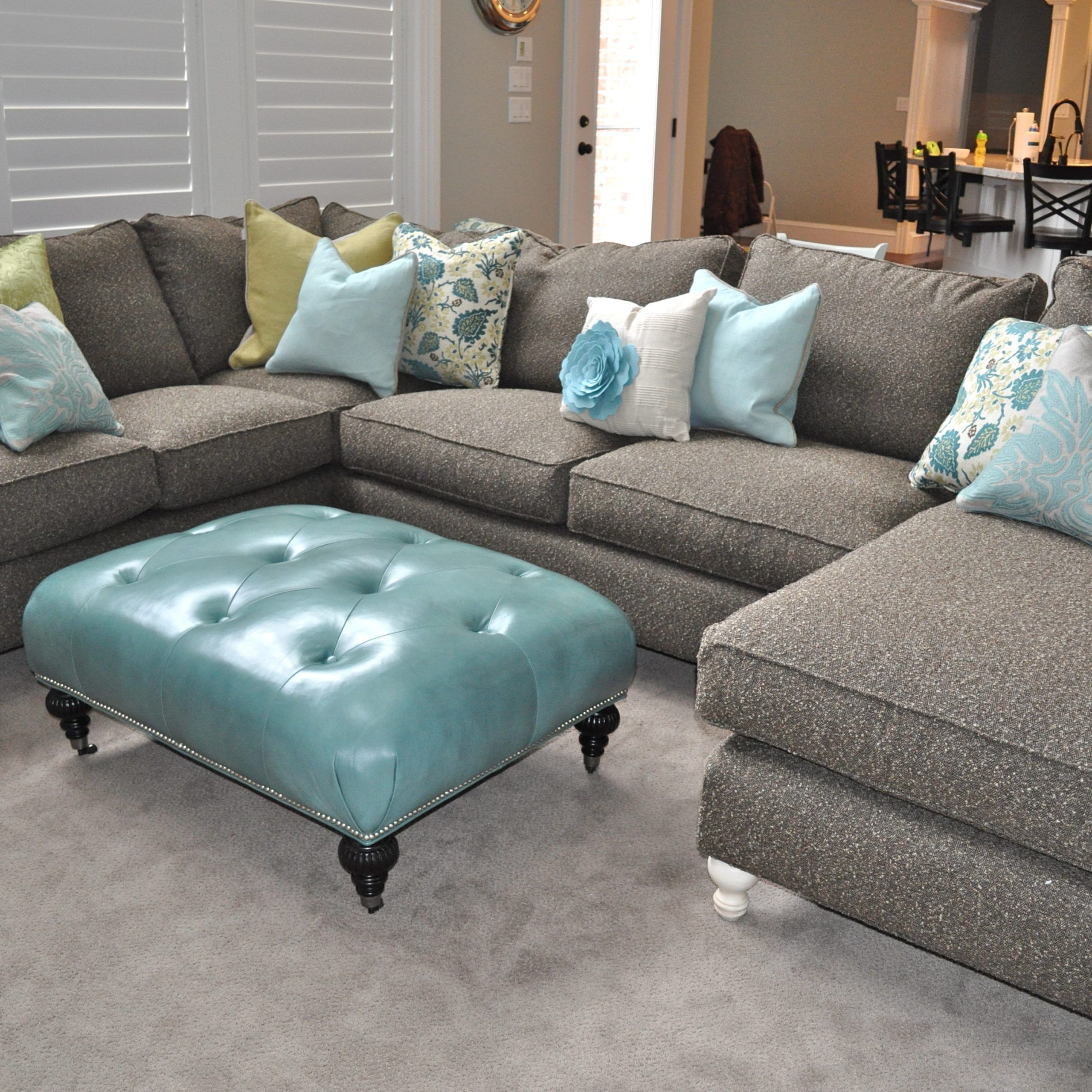 U Shaped Sectional With Chaise Design – Homesfeed Within Modern U Shape Sectional Sofas In Gray (View 7 of 20)